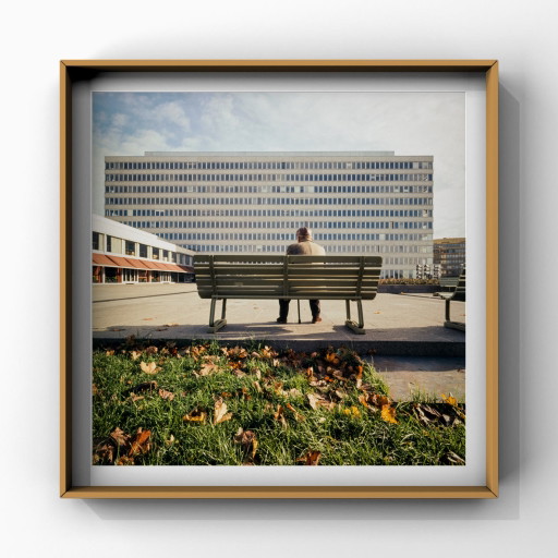1x Man an the modernist, 1965 Skandinavisches Design Fine Art