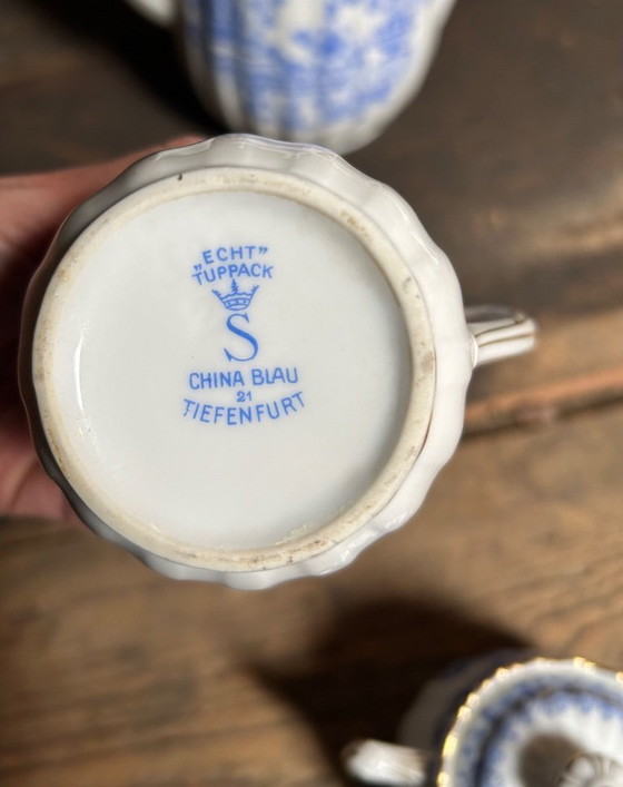 Image 1 of Ein touch Royalty am Kaffeetisch 