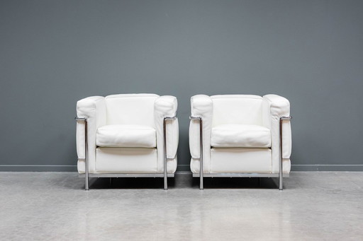 Corbusier LC2 armchairs, 2x