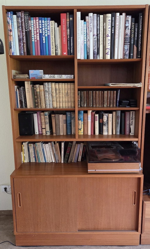 Scandinavian. Designer bookshelf by Poul Hundevad, teak, vintage