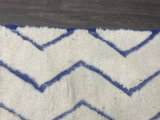 Moroccan Berber rug decorated 250cm x 150cm – Rugs & carpets, Wool (photo 6 of 8)