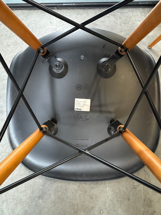 Image 1 of 4x Vitra DSW Stuhl schwarz