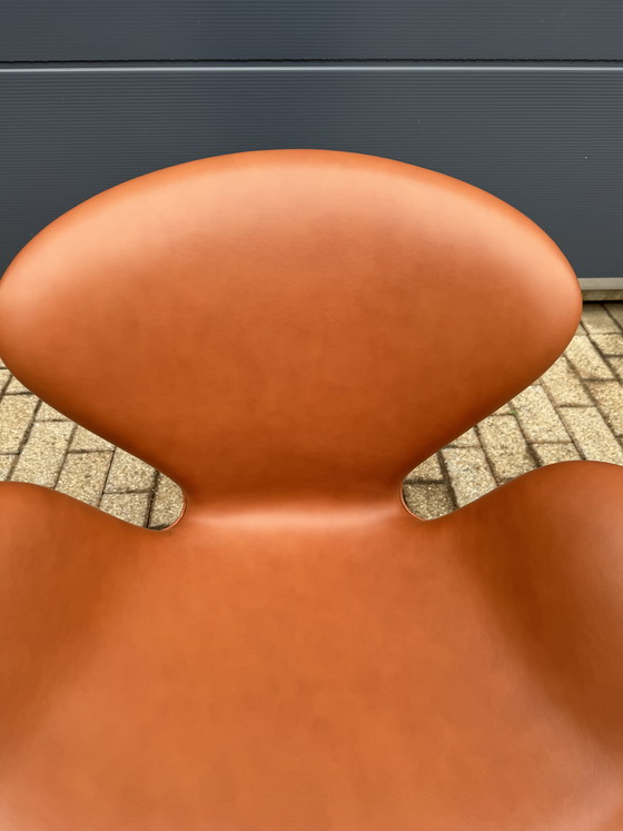 Image 1 of Silla Swan de Fritz Hansen, cuero color coñac, ¡¡en perfecto estado!!