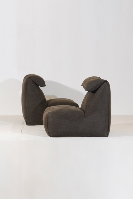 Image 1 of Rara coppia di poltrone lounge Le Bambole disegnate da Mario Bellini per B&B Italia, 1971.