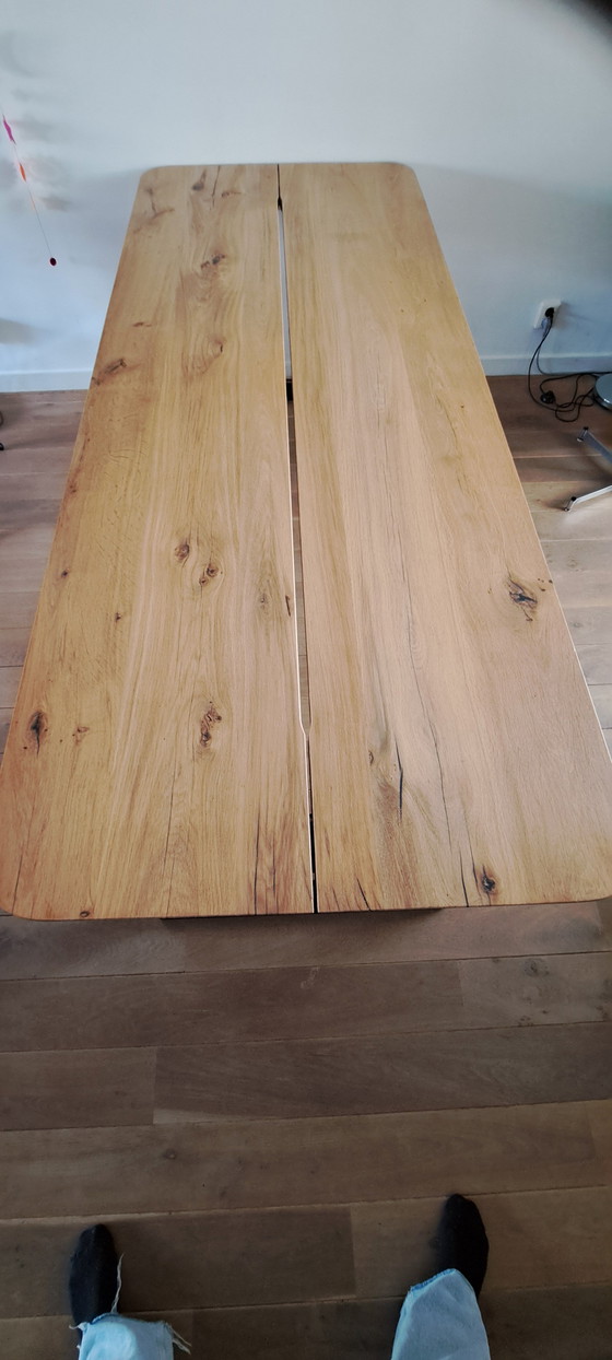 Image 1 of Table des tables lourdes 2,30 m