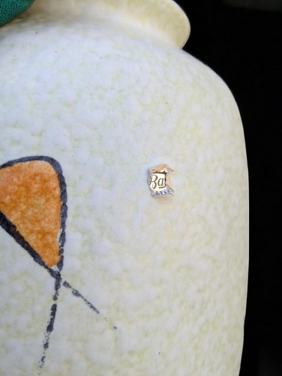 Image 1 of Vintage Bay Vase, Mid-Century West Germany Keramik in Weiß mit bunter Dekoration, Raue Strukturglasur 60er Jahre, Modell 66-40