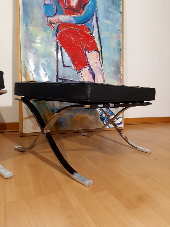 Image 1 of Knoll Set Barcelona New-Never Used Black Leather Design by Ludwig Mies Van Der Rohe and Lilly Reich (1929)