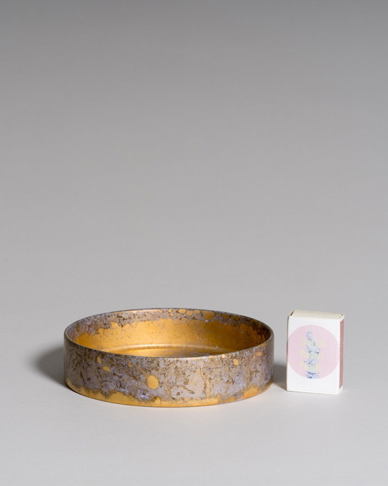 Image 1 of Helmut Drexler per Rosenthal - Gruppo scultoreo di cinque vasi in porcellana - Serie Goldfeuer in grigio lilla e oro