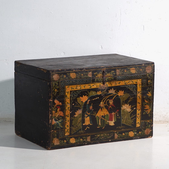 Baule antico laccato nero in legno di pino – Cina, circa 1900 – Armadi contenitori, Iron (photo 8 of 40)