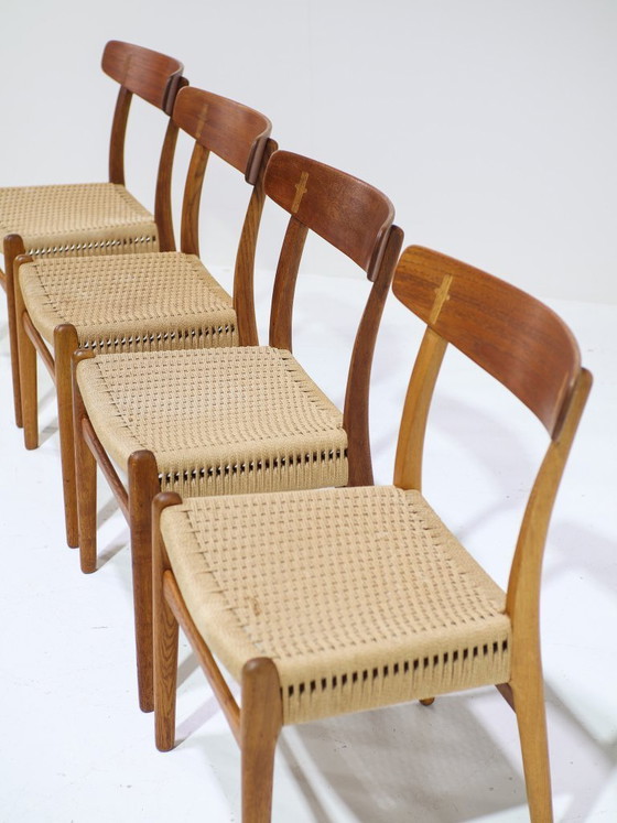 Image 1 of 4x Eetkamerstoelen Hans Wegner CH23 Carl Hansen teak eiken 1950s