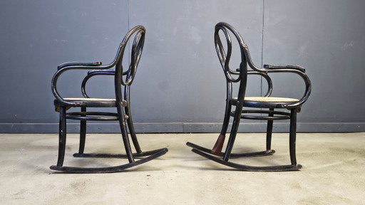 Paire de fauteuils à bascule Art nouveau, années 1900
