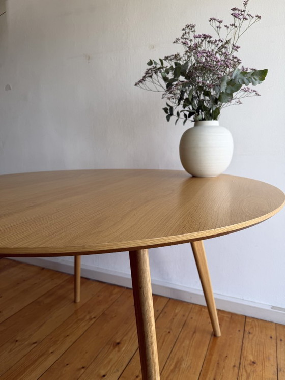 Image 1 of Round oak table with solid oak chairs