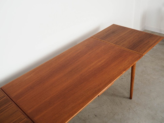 Image 1 of Table en teck, design danois, années 1970, fabrication : Danemark