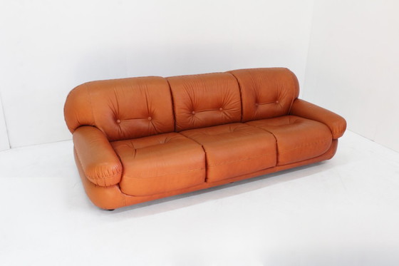 Image 1 of Canapé vintage en cuir cognac Sapporo Mobil Girgi années 1970
