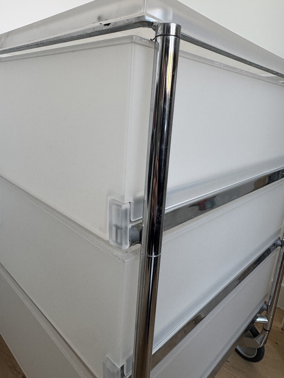 Image 1 of Tiroir Kartell Mobil