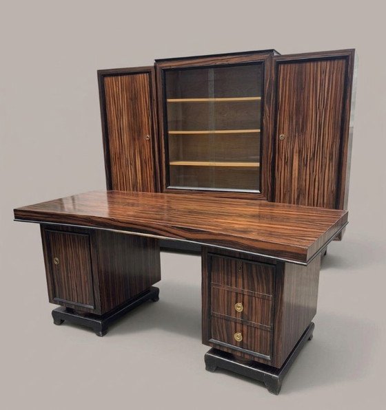 Monumentales Französisches Art-Déco-Arbeitszimmer Aus Makassar Mit Halbmond-Schreibtisch, Ca. 1930 – Wood (photo 6 of 8)