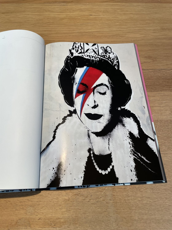 Moco Banksy Laugh Now – Moco Museum, Libros de arte, Papel, Vintage (photo 4 of 4)