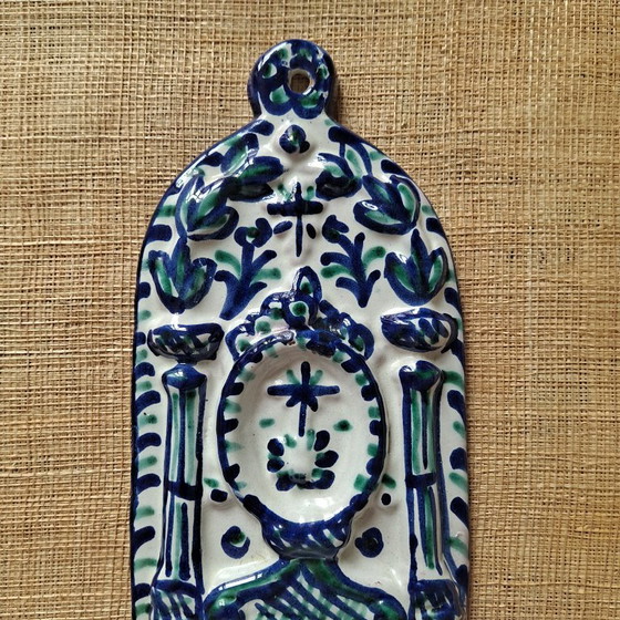 Acquasantiera in ceramica fatta a mano proveniente dall'Andalusia. – Artesania, Decorazioni murali (photo 3 of 6)