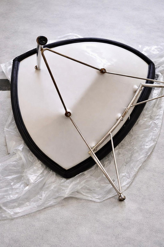 Fauteuil in de Vitra Coconut-stijl – Leather, Chrome (photo 8 of 15)