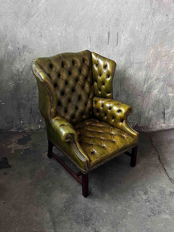Image 1 of Fauteuil Chesterfield vintage britannique