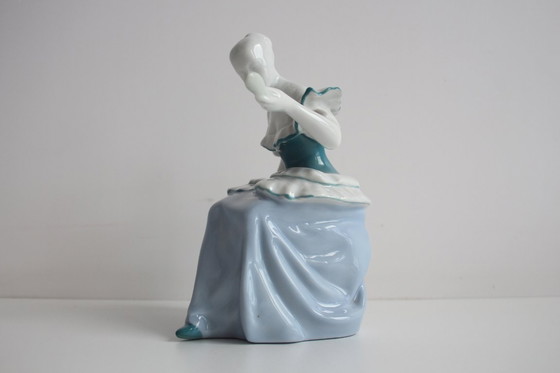Image 1 of Statuetta di donna in porcellana vintage di Royal Dux, Boemia, anni '60.