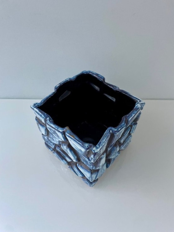 Image 1 of Square handmade flower pot with crackle design
