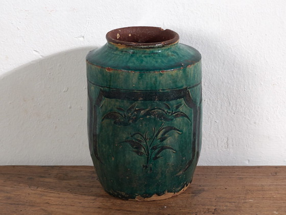 Antieke Chinese vaas met plantaardige details (ca. 1820) #11 – Vazen, Ceramic (photo 38 of 40)