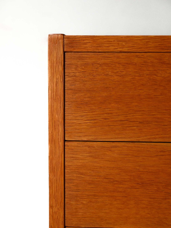 Image 1 of Buffet scandinave en chêne vintage avec tiroirs et portes