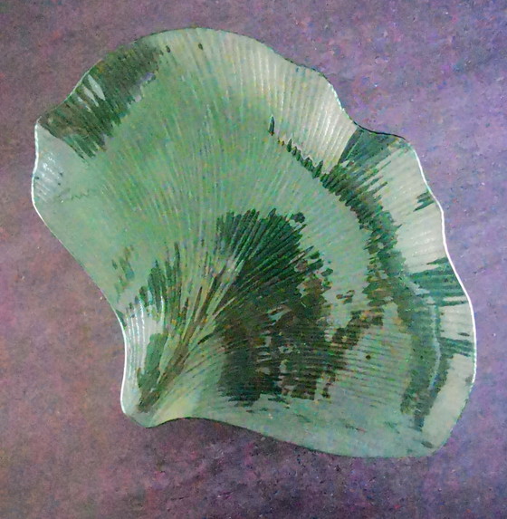 Image 1 of Decoration and/or serving dish, Ginkgo leaf