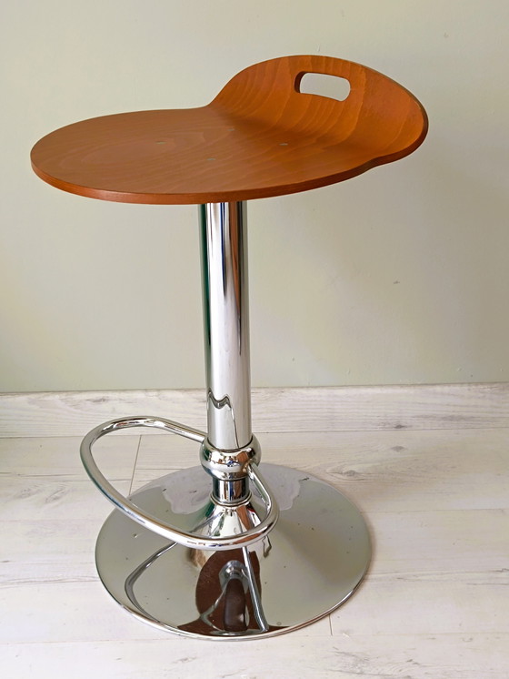 Image 1 of Taburete de bar ajustable