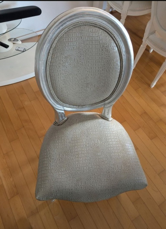 Image 1 of Divano Kare Design