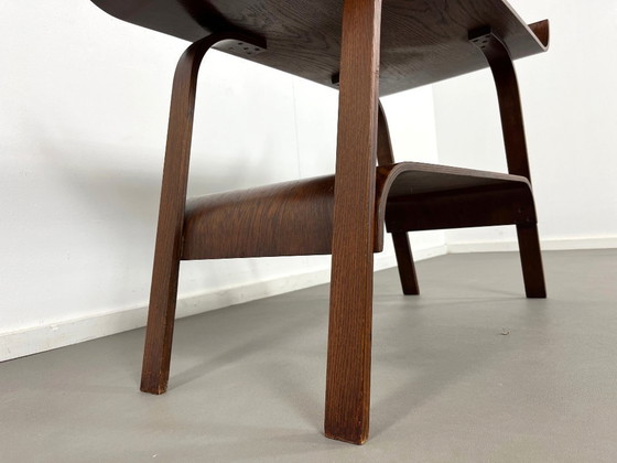 Image 1 of Tavolino laterale in compensato dal design modernista olandese degli anni '50.