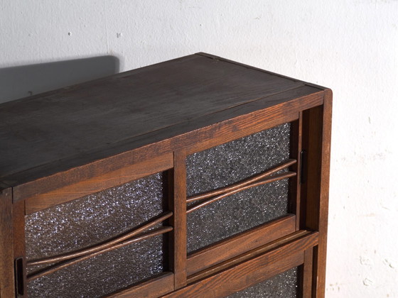 Antiker japanischer Mizuya Dansu aus Keyaki-Holz – Japan, circa 1930 – Sideboard, Brass (photo 40 of 40)