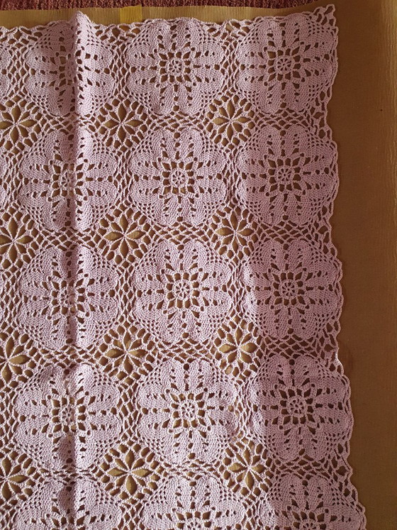 Unique handmade crocheted tablecloth, Pink, approx. 70x70 cm, Eigene Handarbeit, selbst gefertigt (photo 4 of 5)