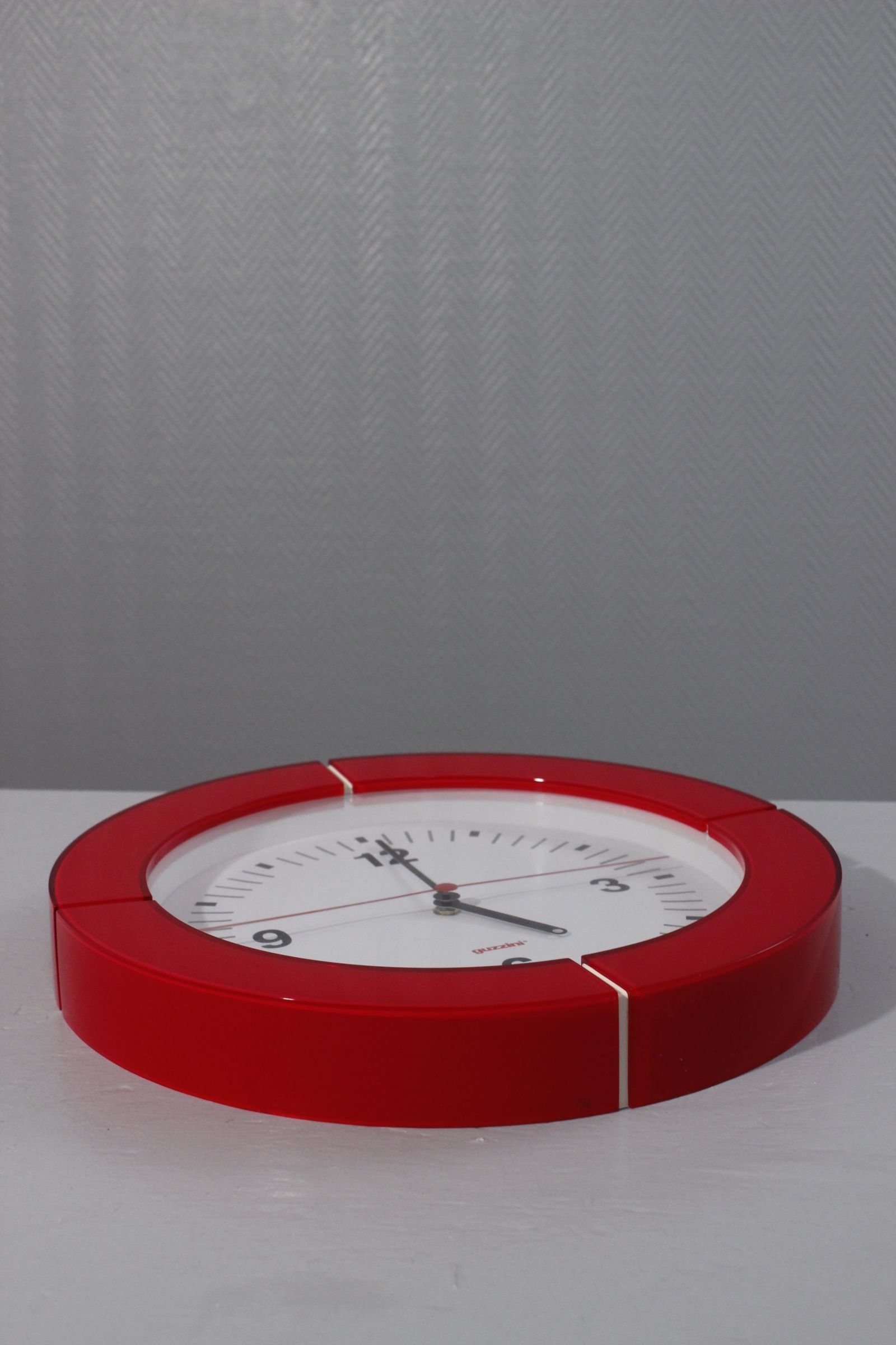 Large Vintage Wall Clock GUZZINI Design Furio Minuti Italy 1990s