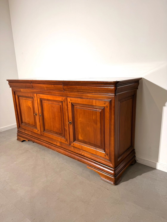 Frans kersenhouten dressoir met drie deuren (photo 3 of 6)