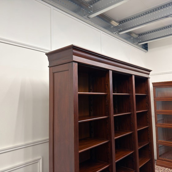 Bibliothèque ouverte classique anglaise – Bois (photo 5 of 12)