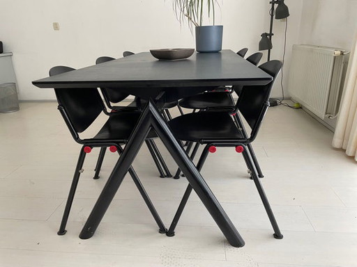 Vintage eetkamerset + 2 bijzettafels
