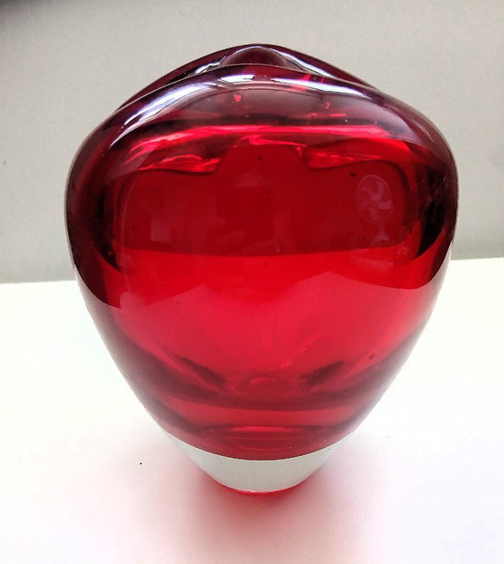 Image 1 of (W009) Leonardo Heart Vase Ruby Red Glass – 17cm – 2kg Heavy Decoration