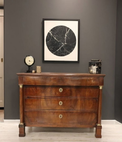 Cómoda antigua de estilo imperio en nogal, Italia, principios del siglo XIX