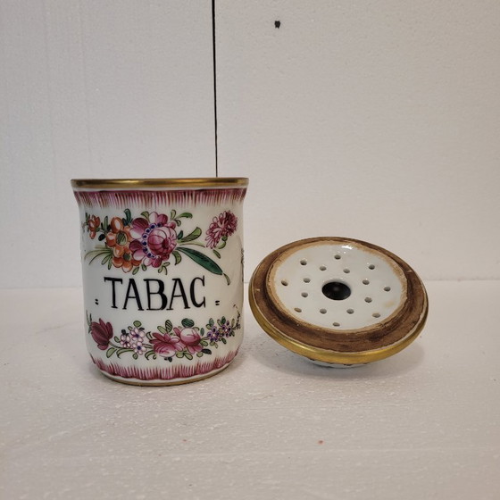 Image 1 of Bote para tabaco, porcelana pintada a mano, f. s. XIX - Francia