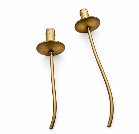 Grande applique o candeliere a 5 bracci in metallo verniciato ottone, dal design elegante e minimalista di (photo 4 of 6)
