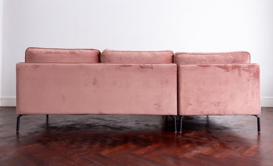 Image 1 of Pink velvet corner sofa