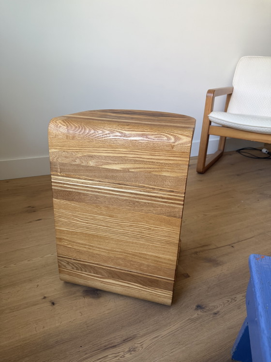 Image 1 of Table d'appoint coulissante Leolux Voici en bois massif