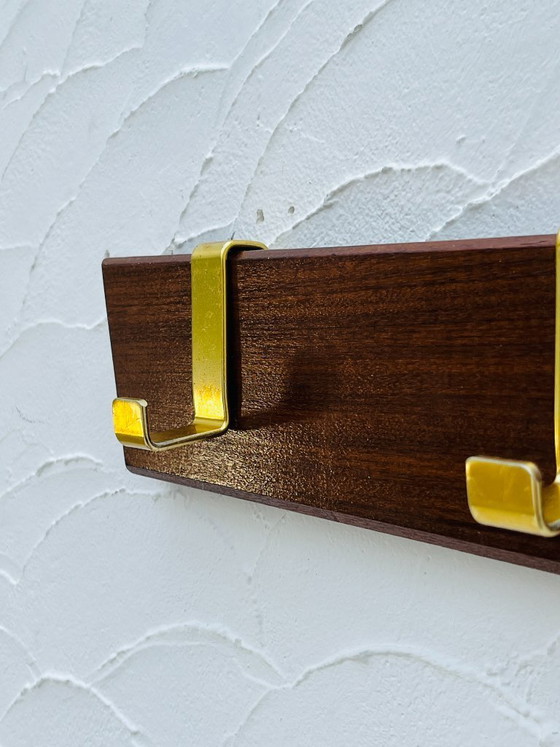 Image 1 of Porte manteau vintage bois et laiton 3 patères années 60