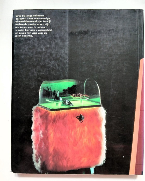 Image 1 of (W025) Italiaans New Design – Nally Bellati | Iconisch designboek (ISBN 90 6113 580 X)