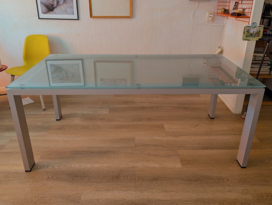 Image 1 of Schnell zugreifen: Arco Design Tisch (Milchglas)