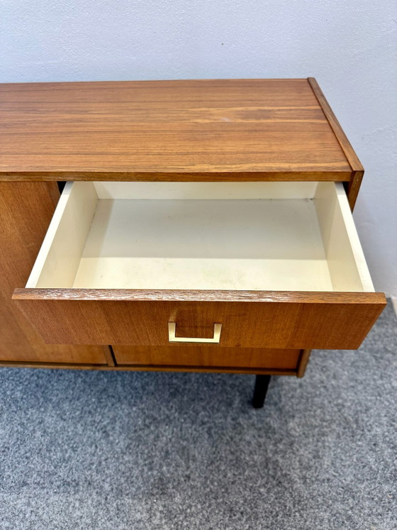 Credenza Mid Century Impiallacciatura Teak Cassettiere Anni '50 '60 Vintage, Legno, Marrone (foto 4 di 13)