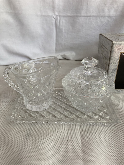 Ensemble plateau sucrier et Pot à Lait en cristal 