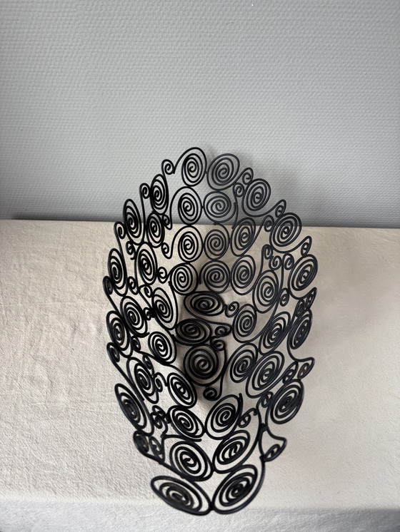 Image 1 of Bol ovale vintage en métal noir mat l45cm